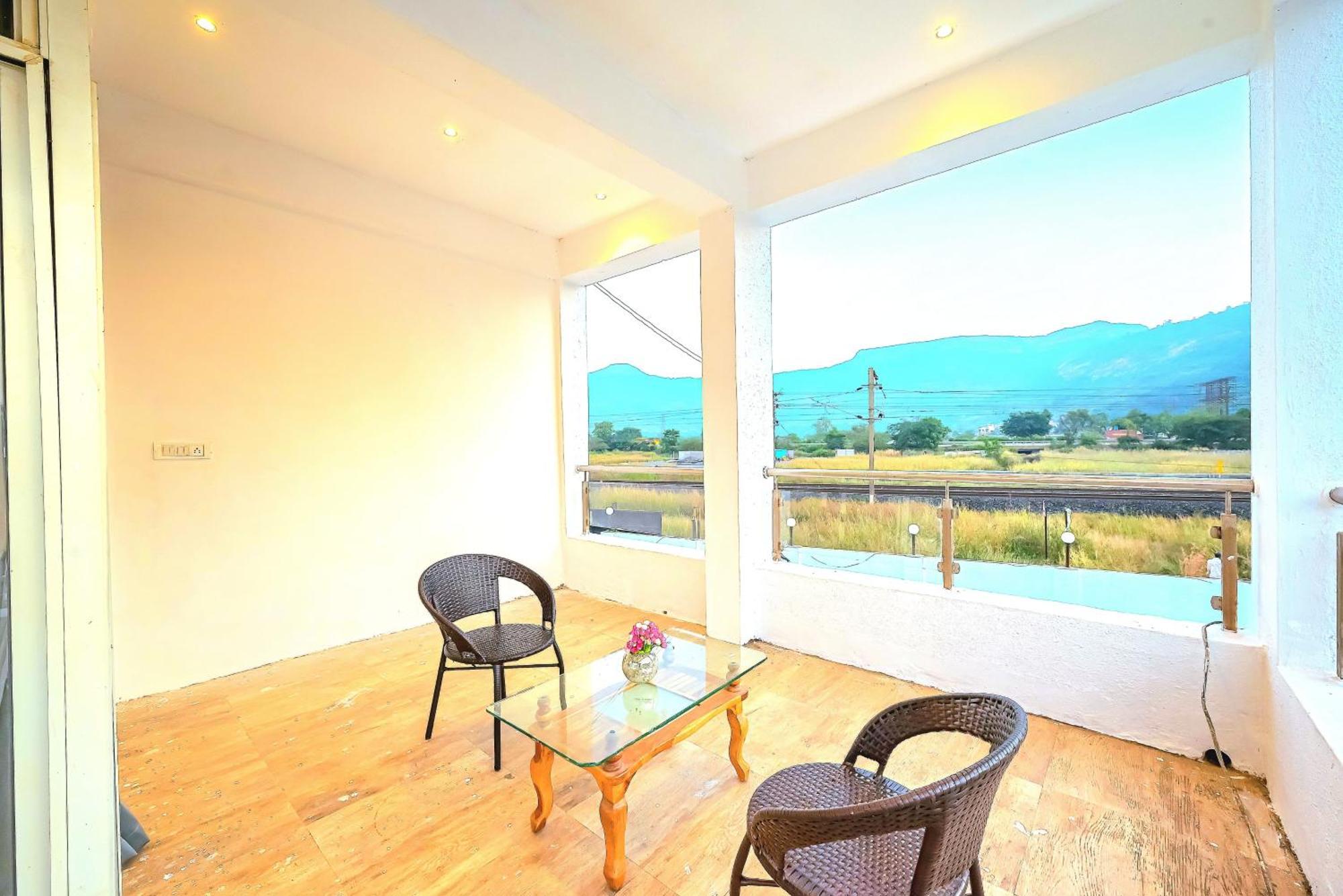 Empyrean Stay II 6Bhk Big Daddy Villa Ll Ac II Pvt Pool II Terrace View II Lux 罗纳瓦拉 外观 照片