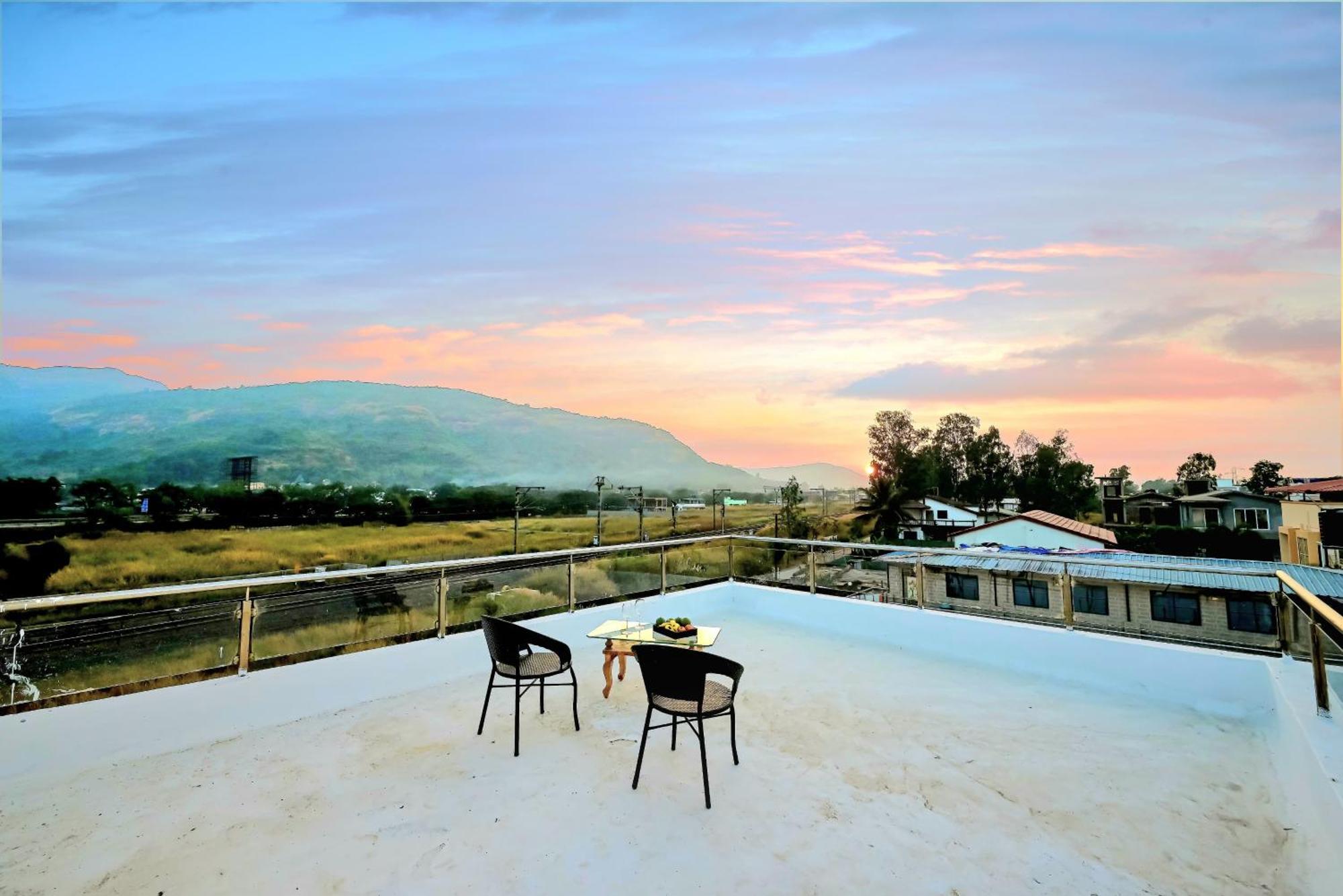 Empyrean Stay II 6Bhk Big Daddy Villa Ll Ac II Pvt Pool II Terrace View II Lux 罗纳瓦拉 外观 照片