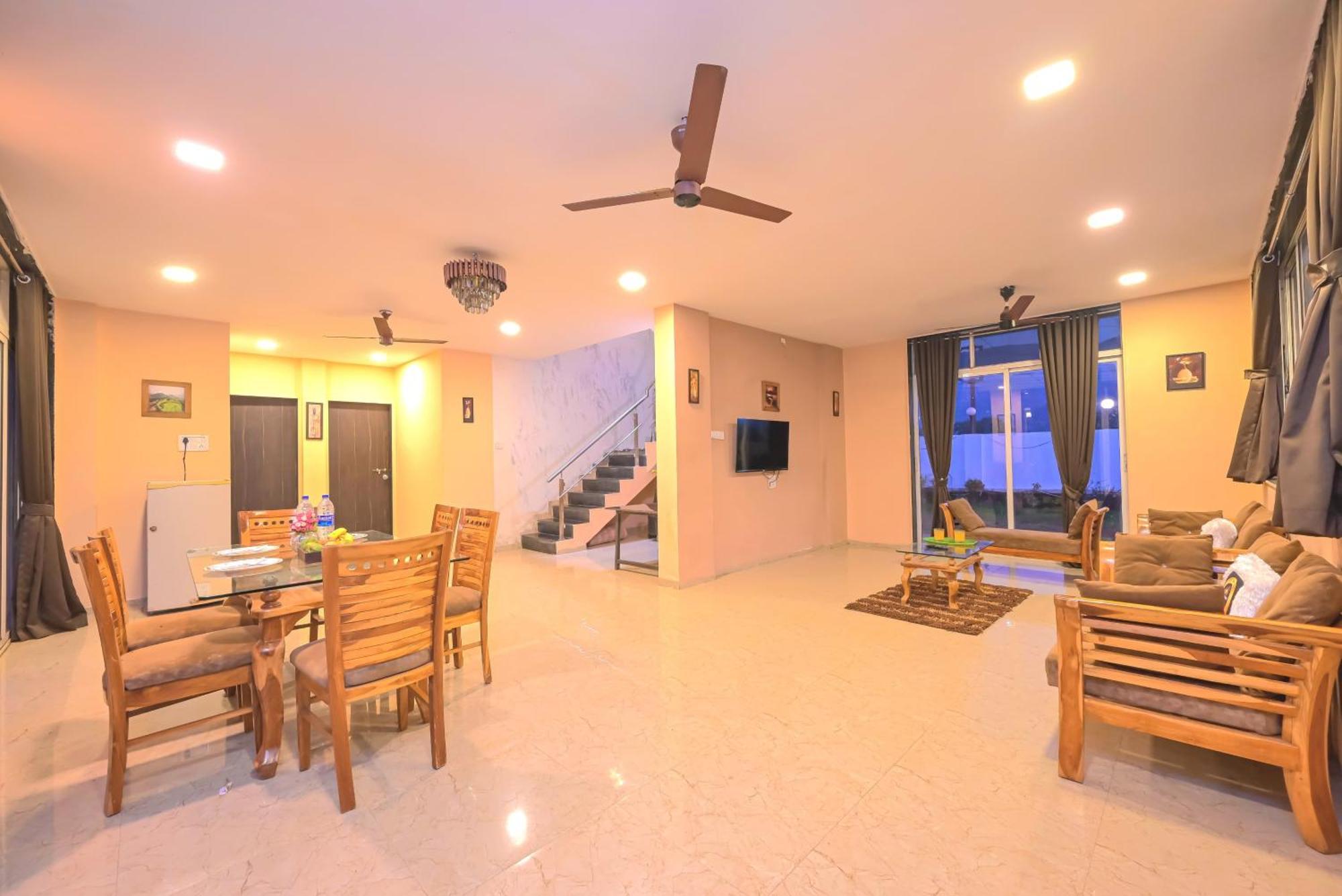 Empyrean Stay II 6Bhk Big Daddy Villa Ll Ac II Pvt Pool II Terrace View II Lux 罗纳瓦拉 外观 照片